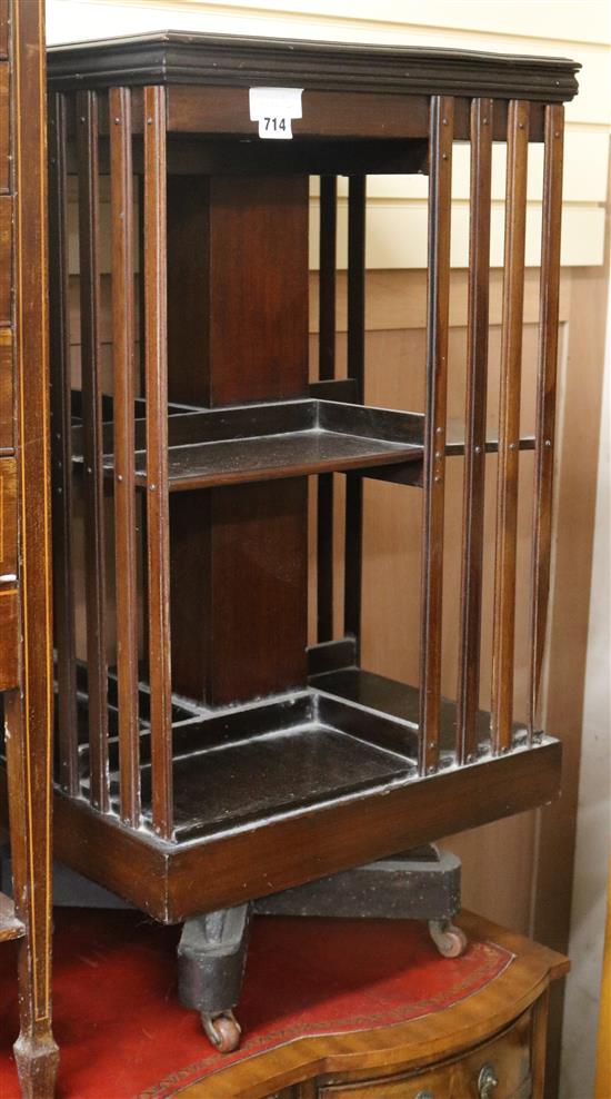 An Edwardian satinwood banded, boxwood and ebony line inlaid mahogany square revolving bookcase, H.85cm W.45cm